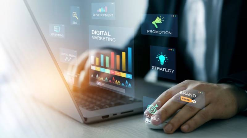 琼中小程序开发：Hotwire和Stimulus如何通过最少的自定义 JavaScript 提供互动性？